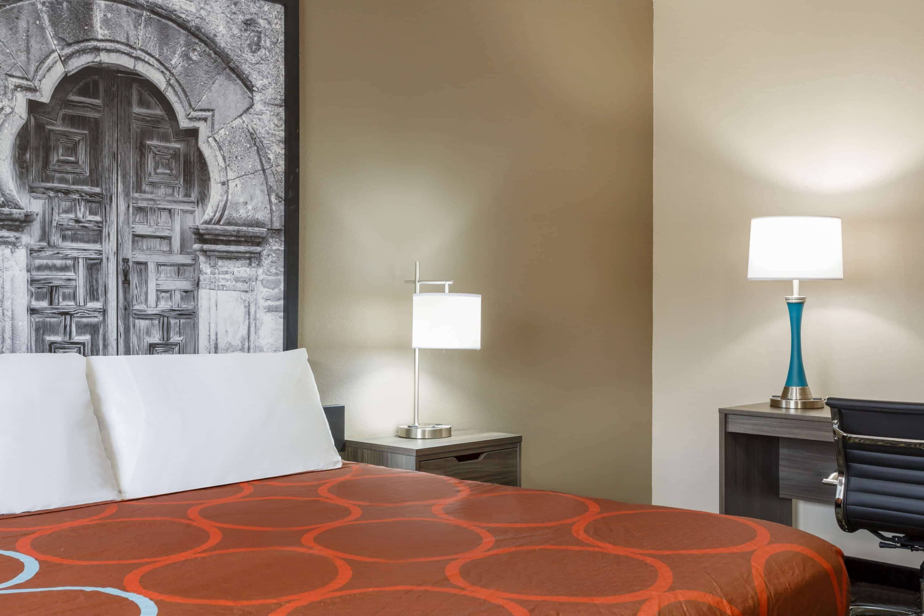 Photo - Super 8 by Wyndham San Antonio Airport North