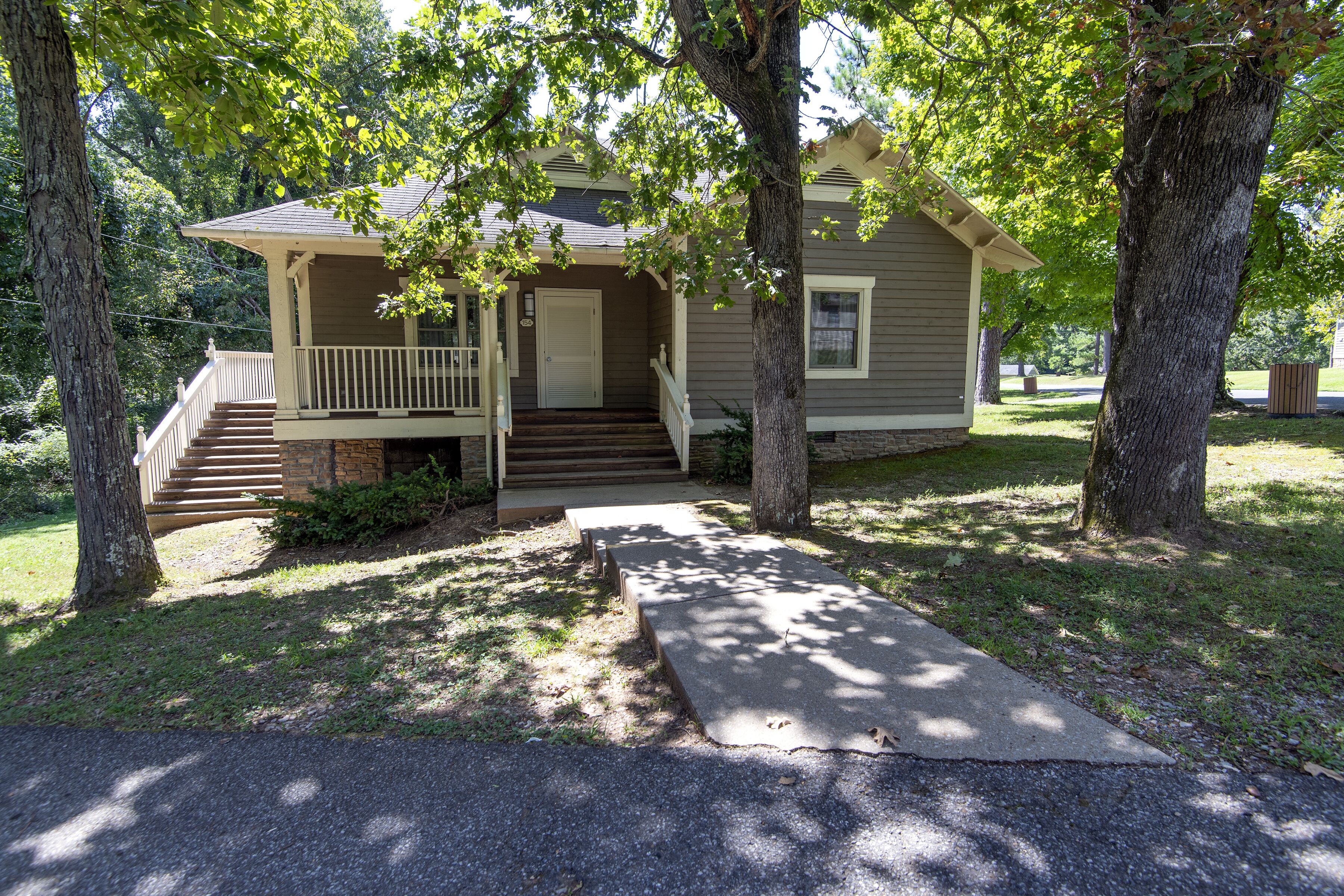 deluxe cottage, 2 bedrooms (2 bathrooms) | terrace/patio