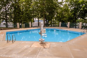 Seasonal outdoor pool, open 10:00 AM to 7:00 PM, sun loungers