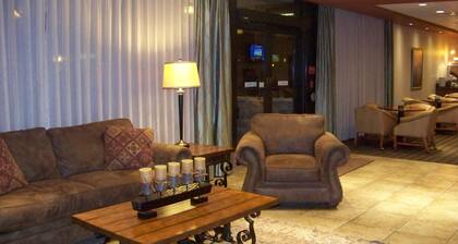 Norfolk Country Inn & Suites