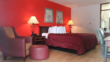 Deluxe kamer, 1 kingsize bed, koelkast & magnetron | Donsdekens, pillowtop-bedden, individueel gedecoreerd