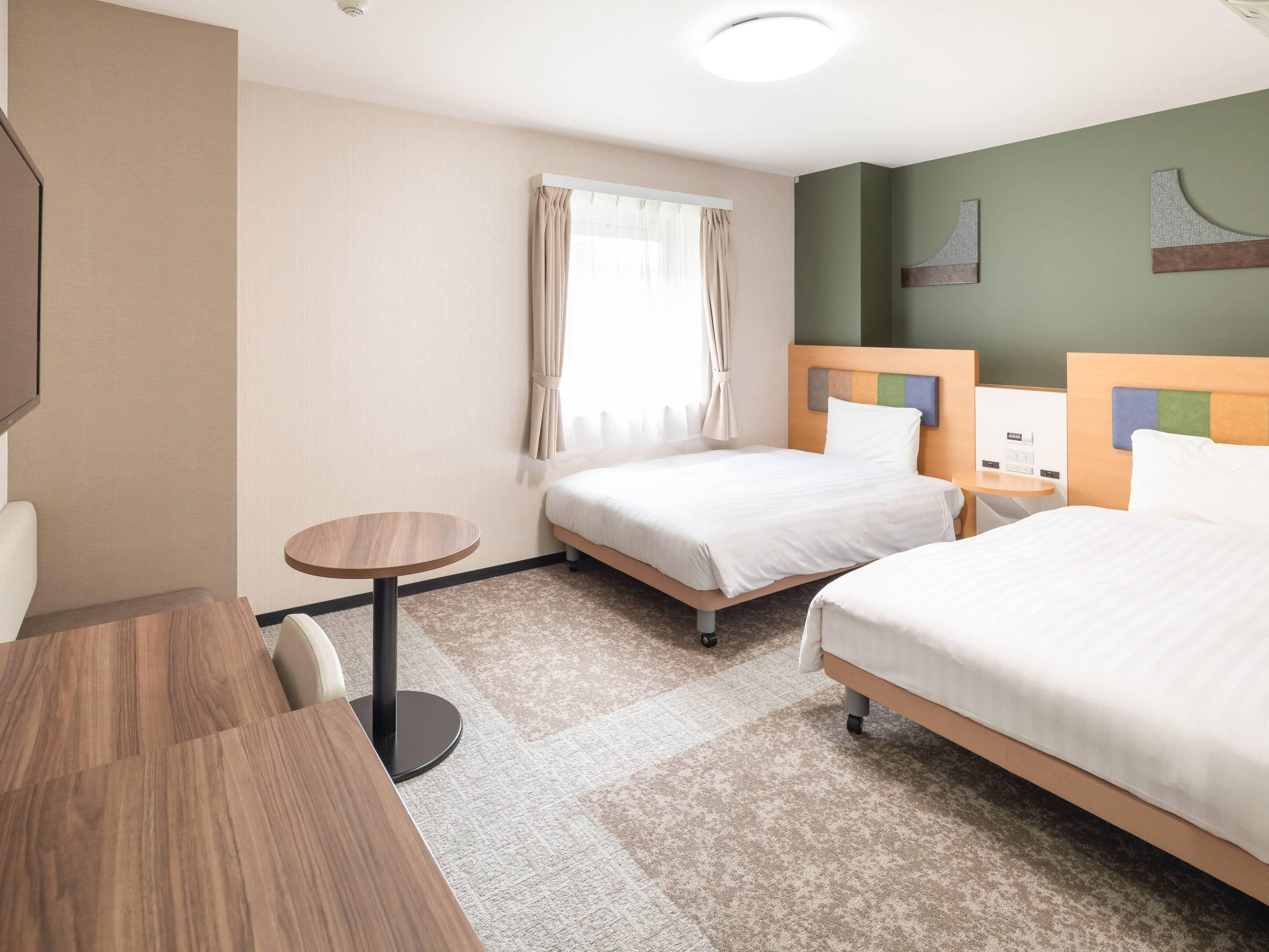 Standard Twin Room, 2 Twin Beds, Non Smoking | Premium bedding, desk, laptop workspace, blackout drapes