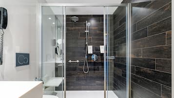 Articles de toilette écologiques, sÚche-cheveux, peignoirs, chaussons