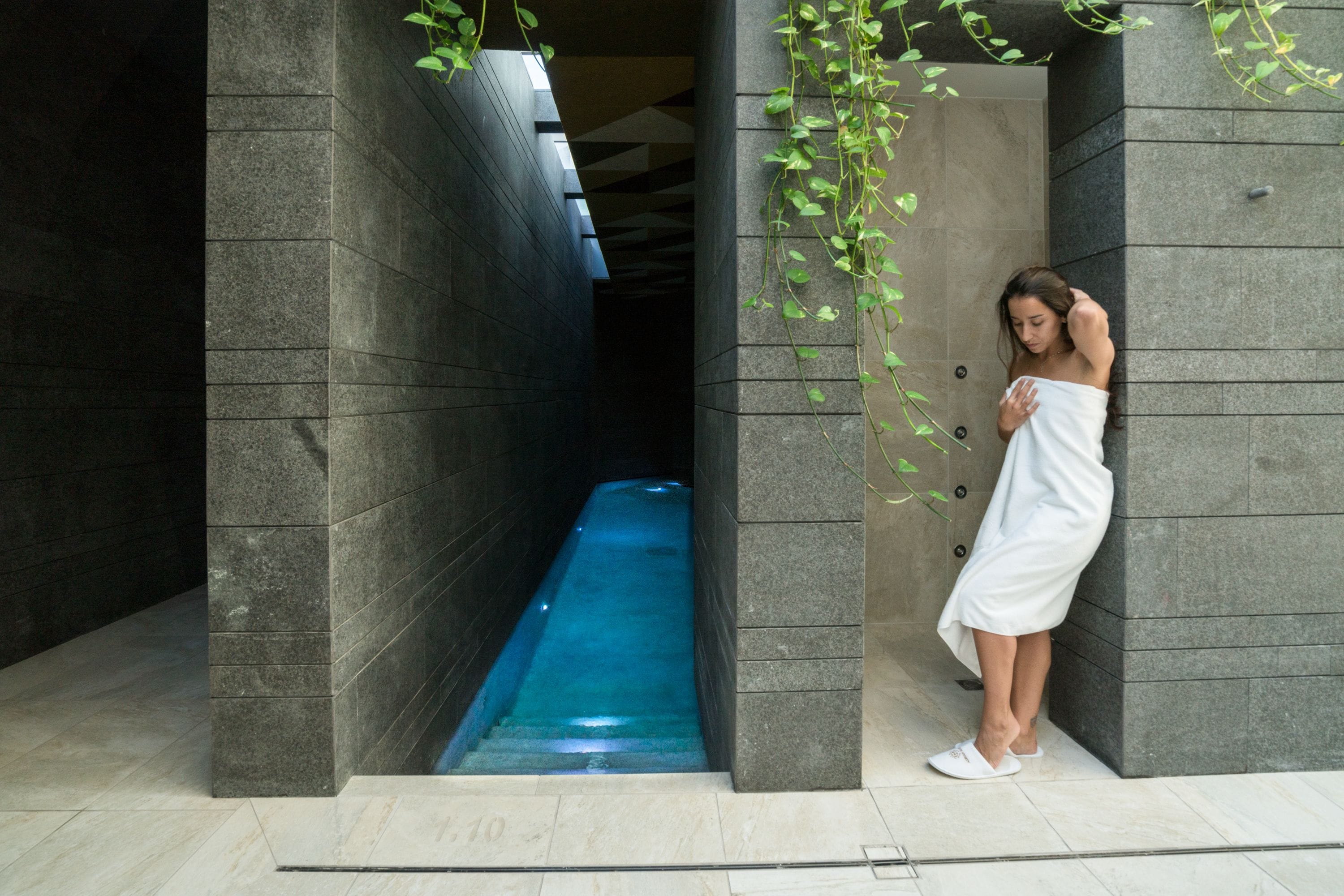 Un sauna, una bañera de hidromasaje, baño turco/hammam, hidroterapia