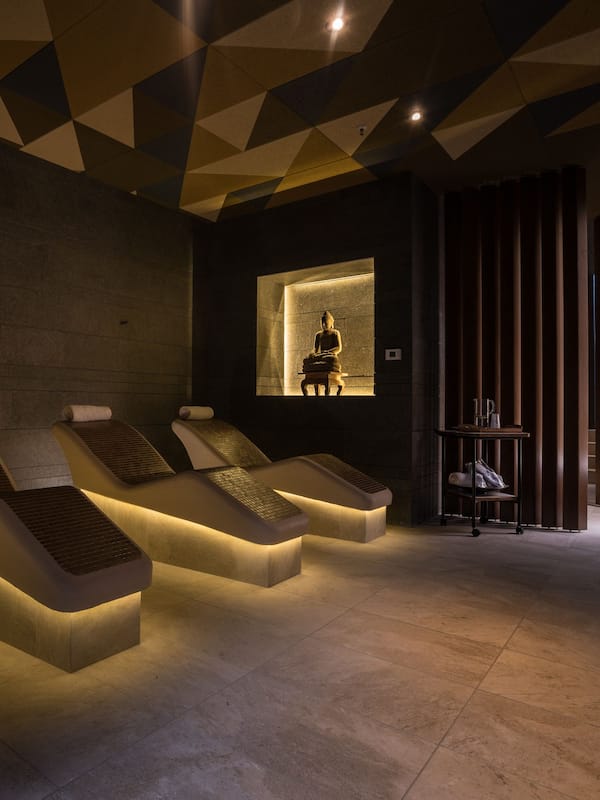 Sauna, hot tub, Turkish bath, hydrotherapy, facials