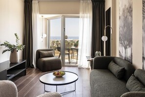 TV - Crown Resorts Horizon Hotel (Pegeia)