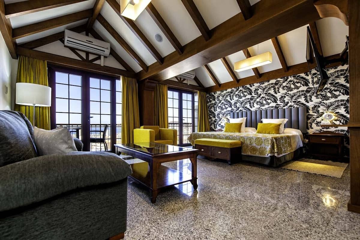 suite, sea view | 2 bedrooms, premium bedding, minibar, desk