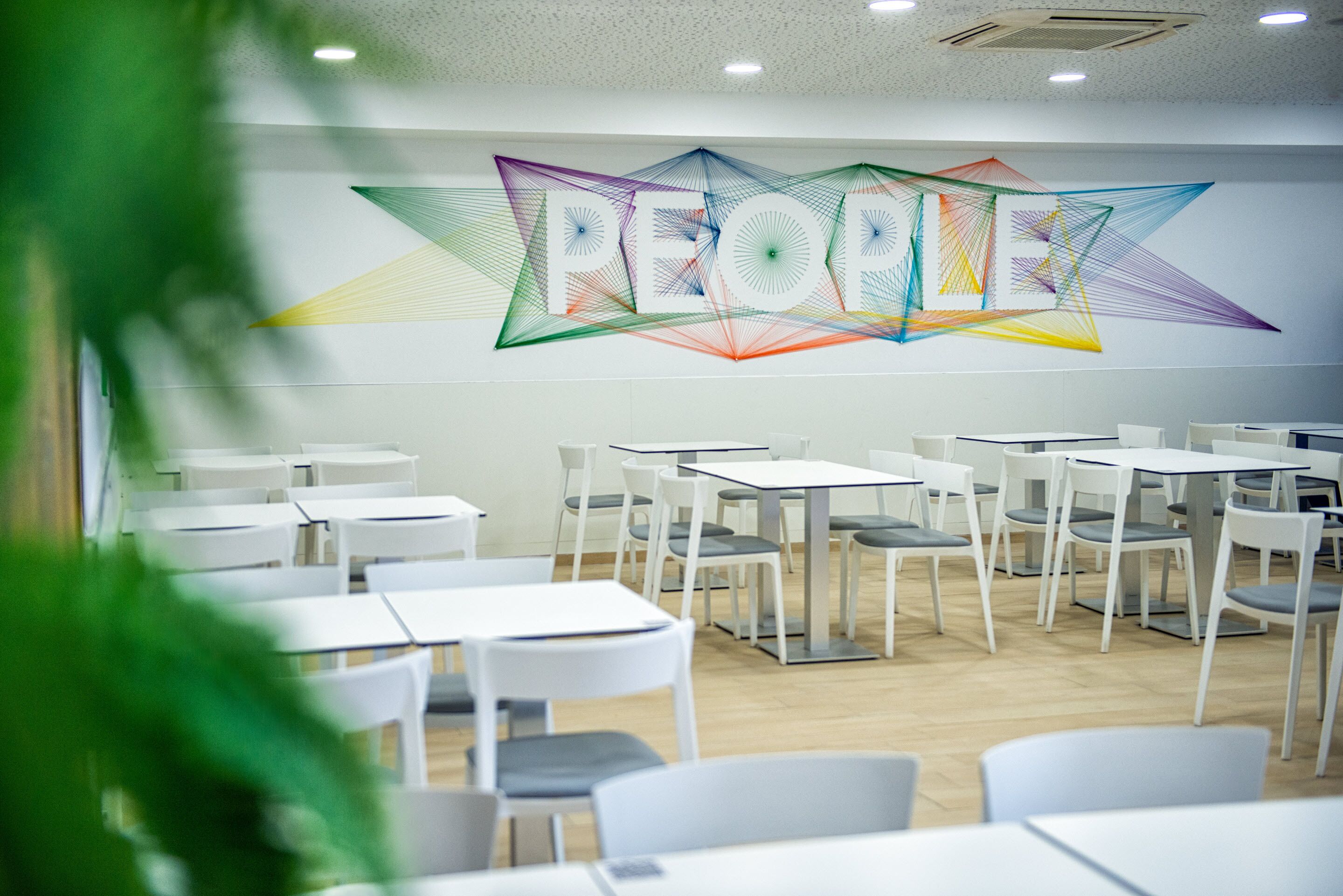 breakfast and dinner served