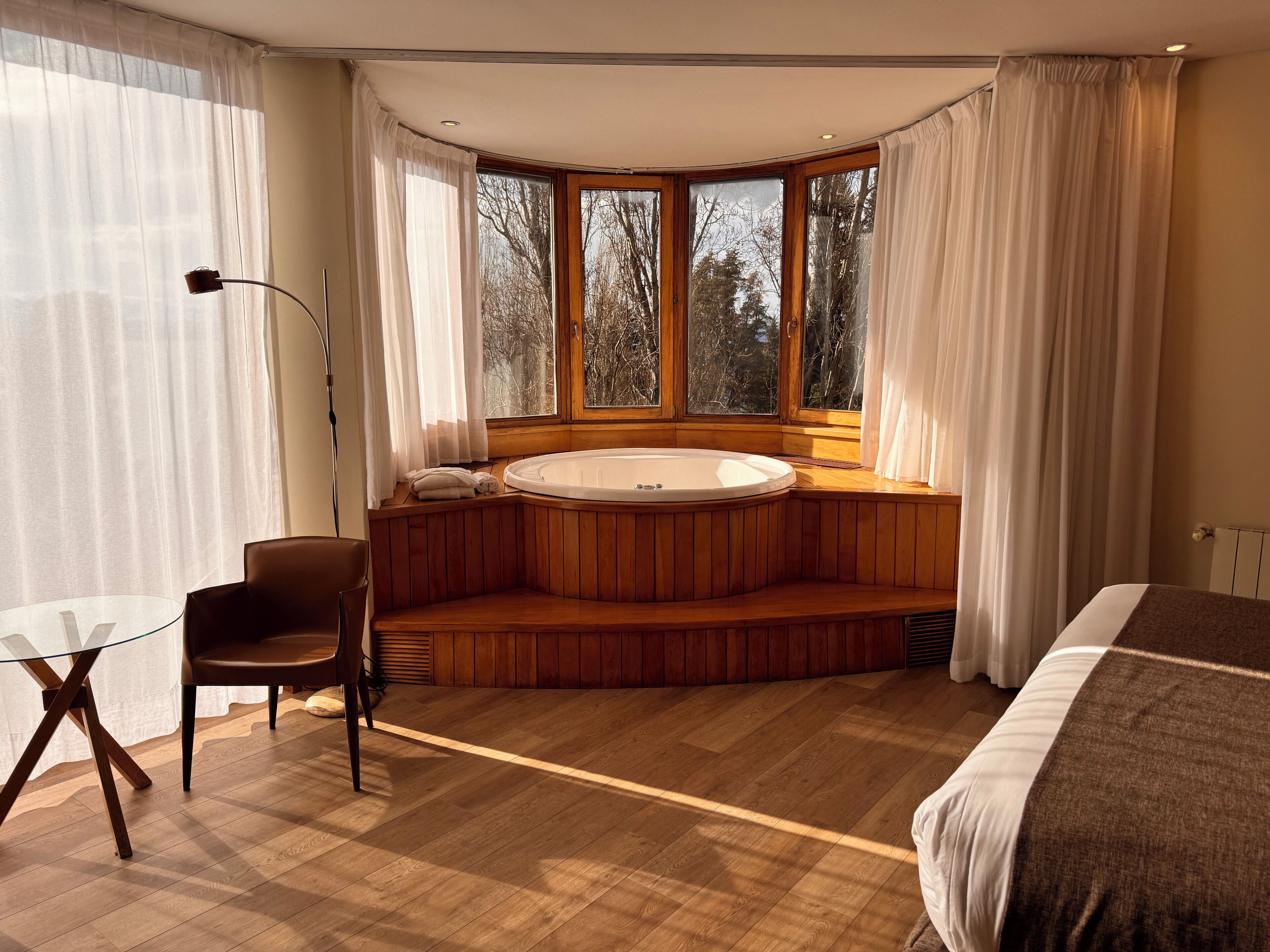 Suite Studio Junior | Literie de qualité supérieure, couette en duvet d'oie, surmatelas