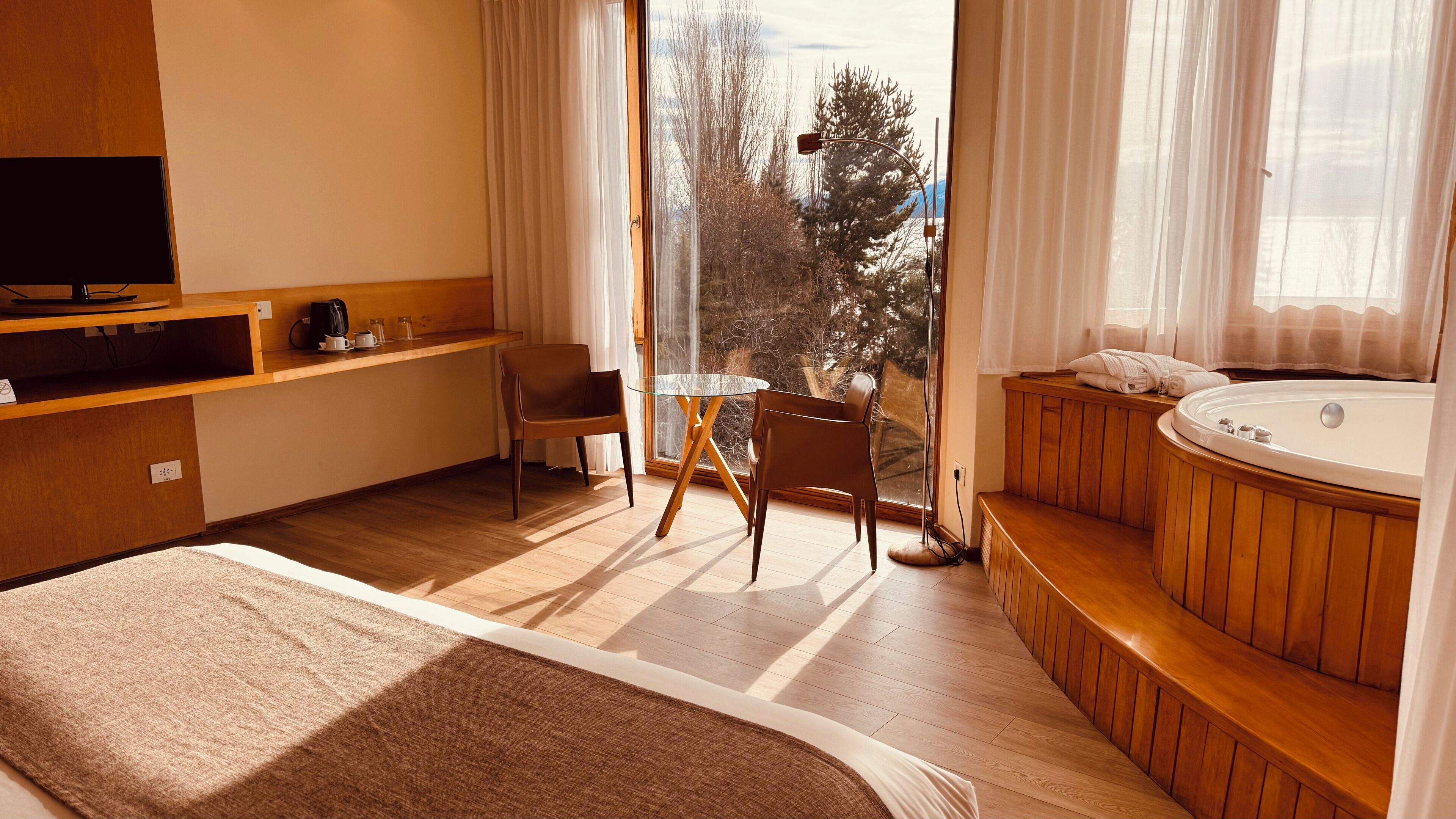 junior studio suite | 1 bedroom, premium bedding, down duvets, pillow-top beds