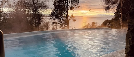 Piscina interna, piscina externa