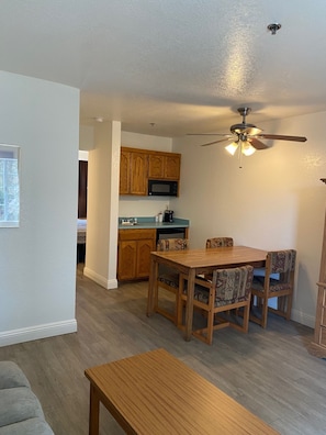 Suite, 1 Queen Bed, River View | Iron/ironing board, bed sheets - Lodge on the River (Bullhead City)