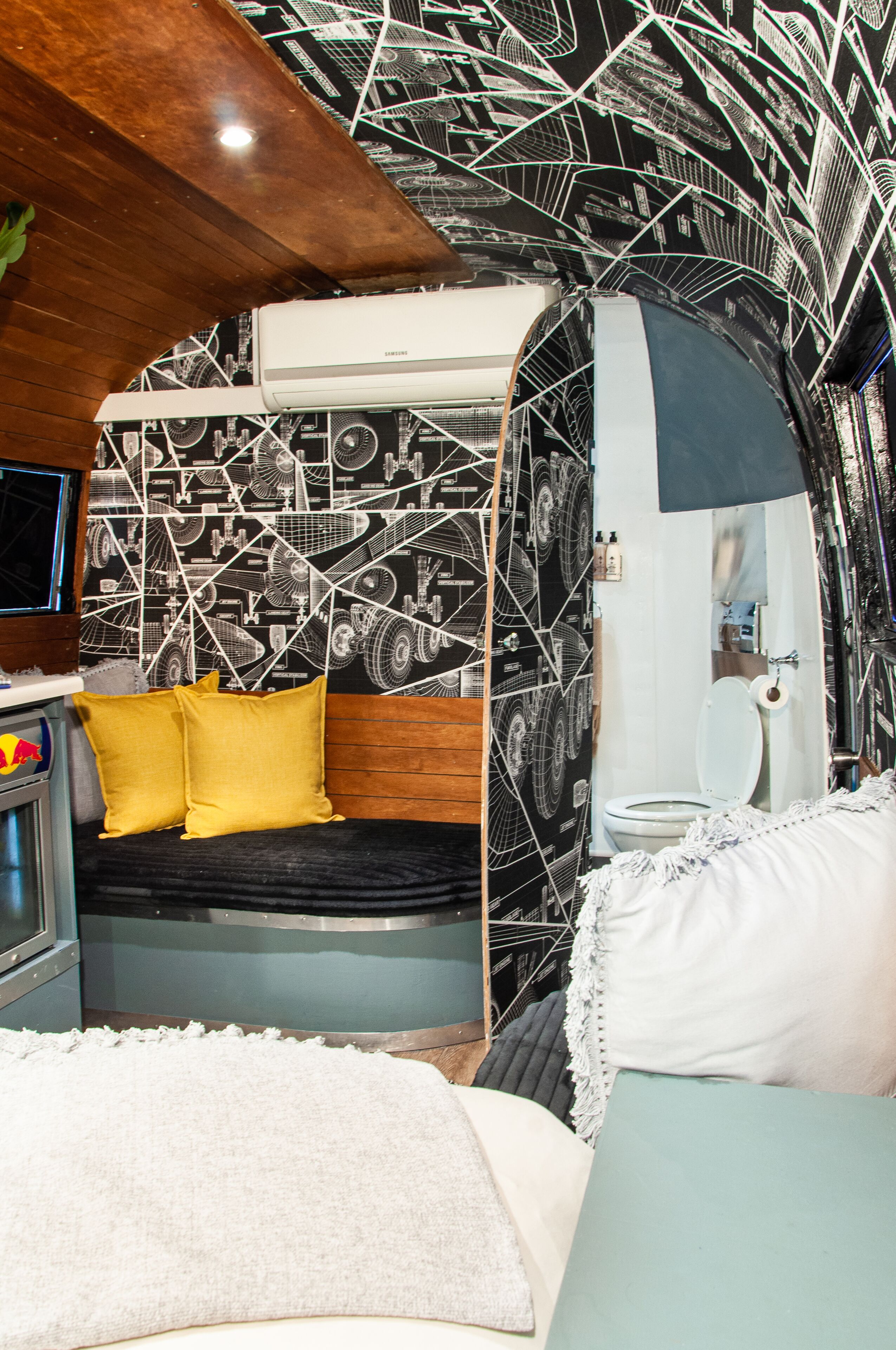 airstream trailer | living area | 45-inch flat-screen tv with cable channels, tv, netflix