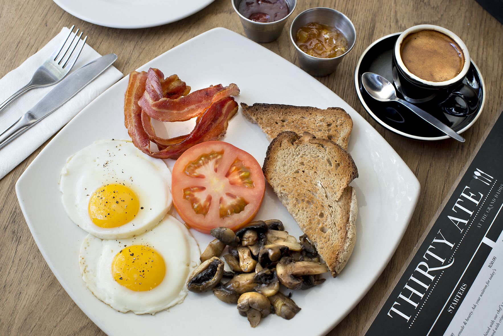 free daily continental breakfast