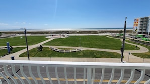 Unclassified image, 5 of 77, button - Cara Mara Resort (Wildwood Crest)