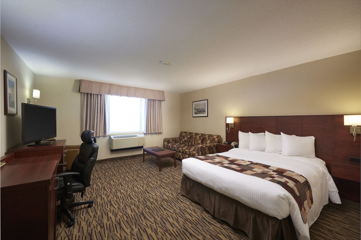 soundproofing, iron/ironing board, free wifi