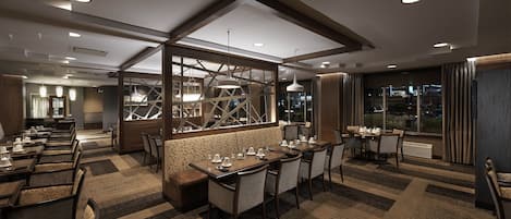 Breakfast, lunch and dinner served