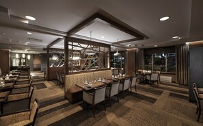 Se sirven desayunos, comidas y cenas 