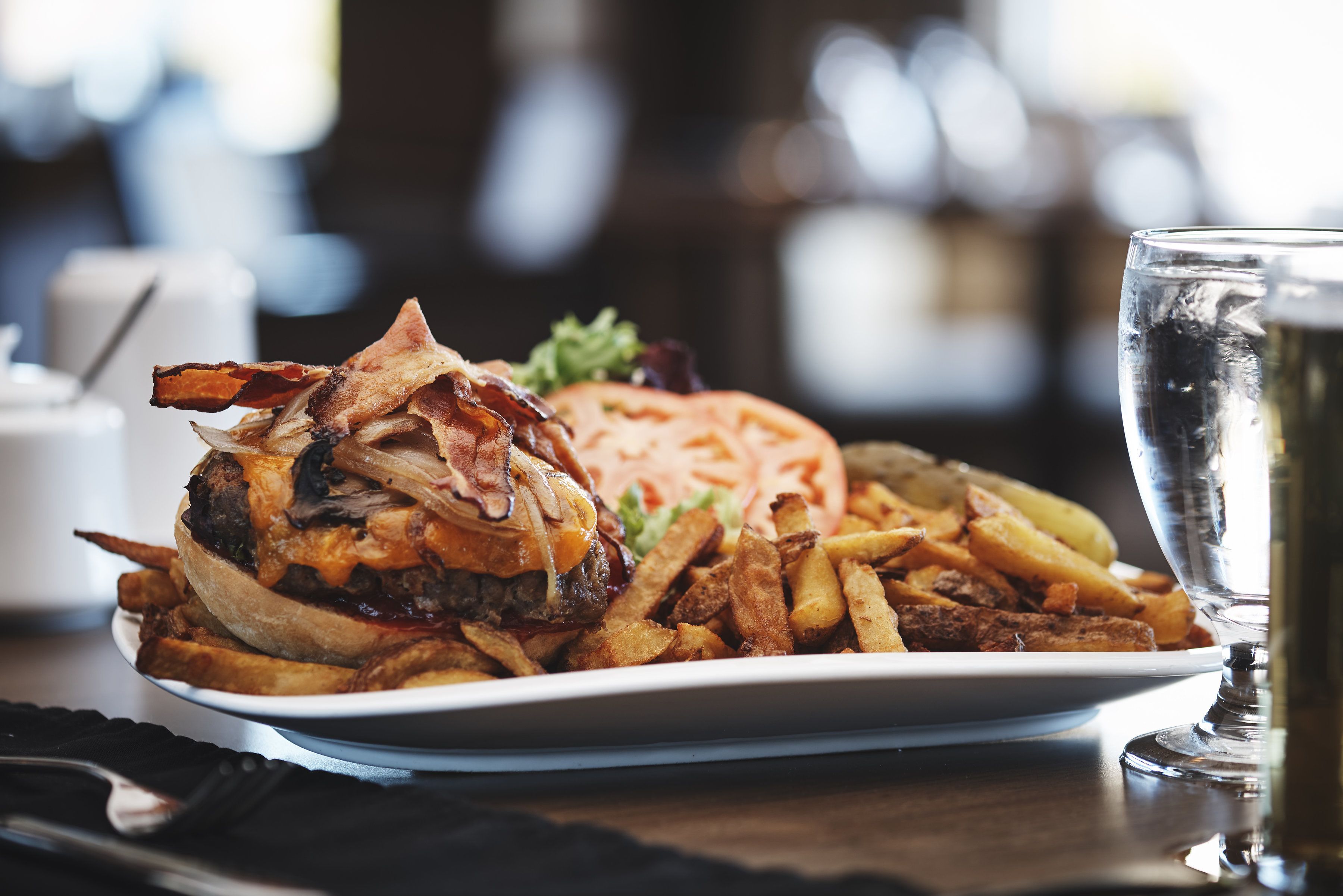 Se sirven desayunos, almuerzos y cenas