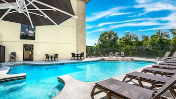 Indoor pool, outdoor pool, sun loungers