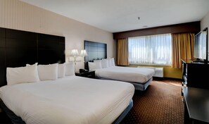 Desk, blackout curtains, iron/ironing board, free WiFi - Anchorage Inn & Suites - Portsmouth (Portsmouth)