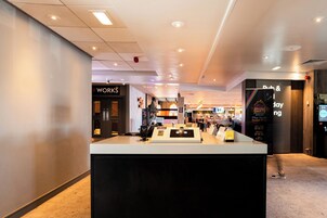 Mostrador para check-in y check-out