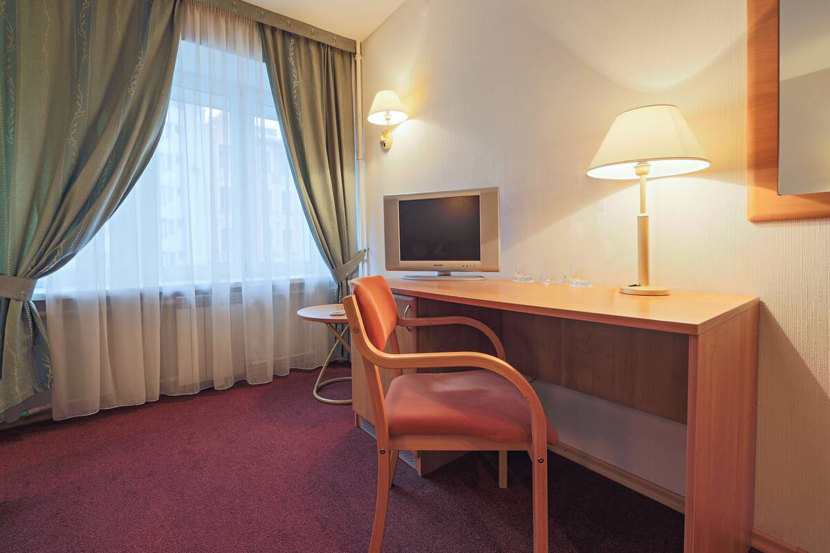 Superior Double or Twin Room | TV