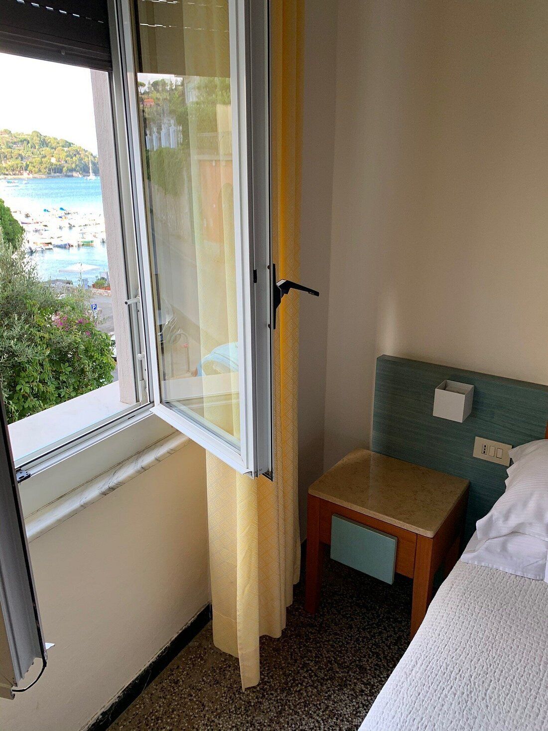 down duvets, in-room safe, desk, free cots/infant beds