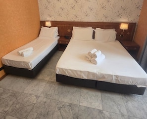 标准三人房, 1 间卧室 | 意大利 Frette 床单、高档床上用品、羽绒被、Select Comfort 床