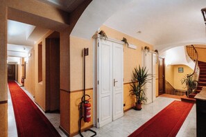 Hallway - Hotel Chelsea (Turin)