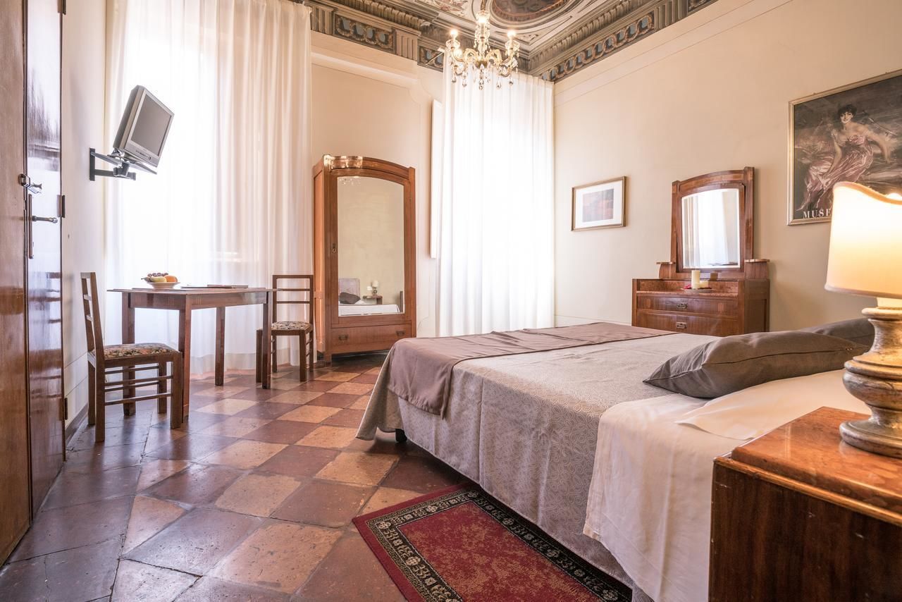 superior double room | minibar, in-room safe, desk, iron/ironing board