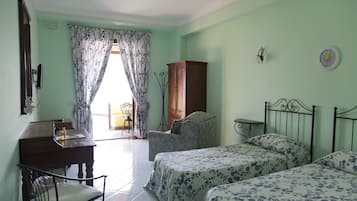 Minibar, una cassaforte in camera, una scrivania, insonorizzazione