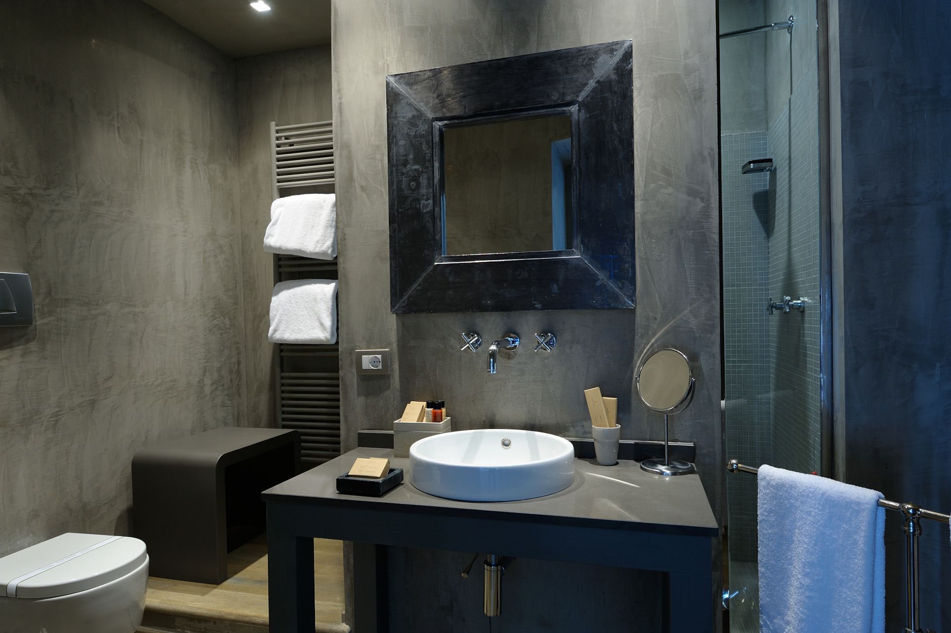 minibar, in-room safe, soundproofing, wifi