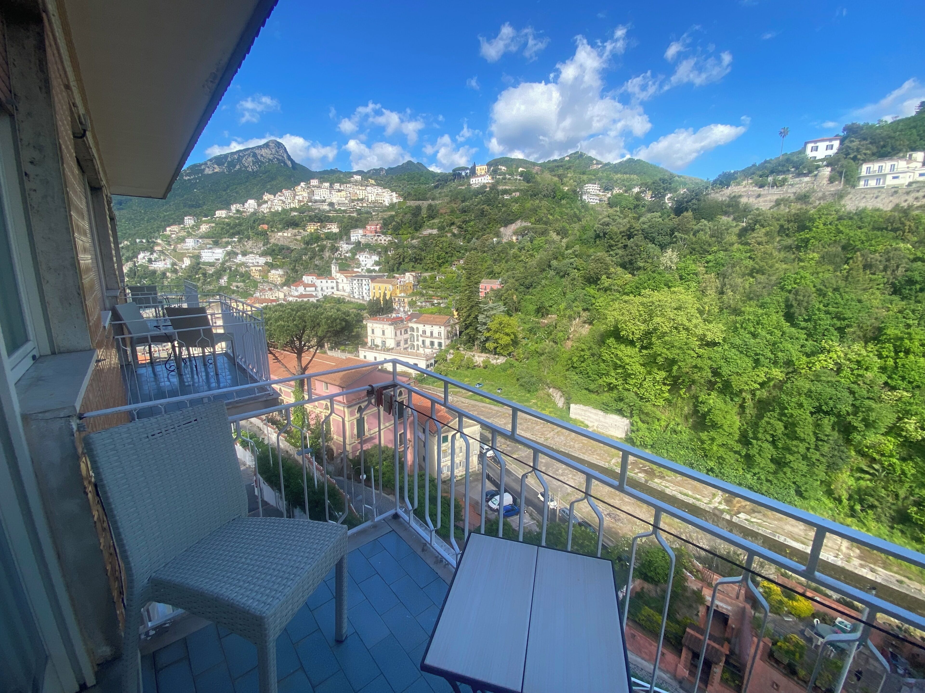 Chambre Panoramique, 1 chambre, vue partielle sur la mer (primo piano) | Terrasse/Patio