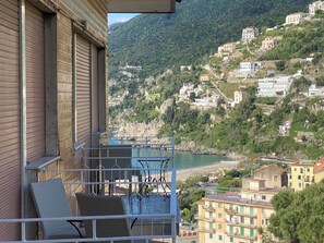 Panoramic Room, 1 Bedroom, Partial Sea View (primo piano) | Terrace/patio - Hotel Vietri Coast (Vietri sul Mare)