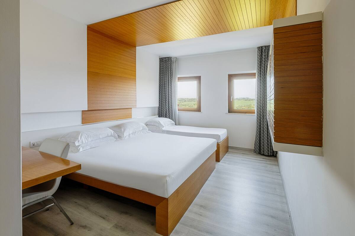 comfort triple room | down duvets, minibar, in-room safe, desk