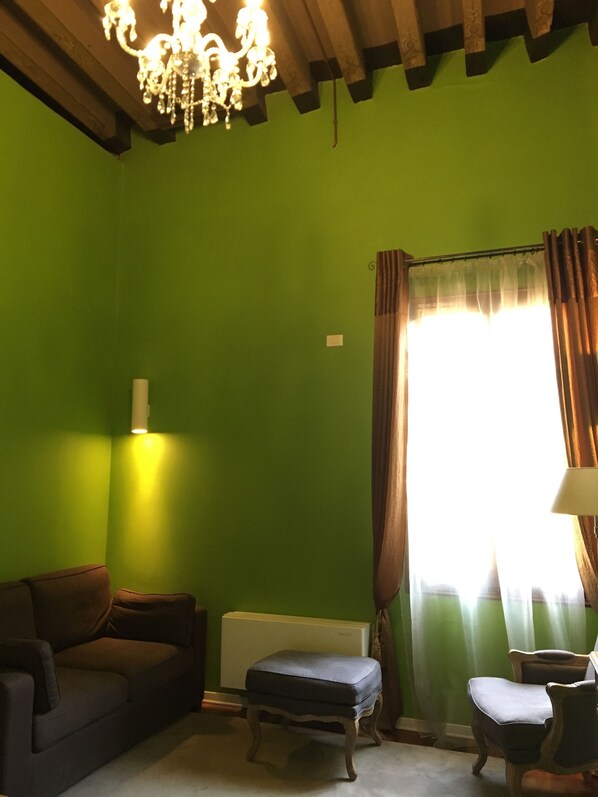 In-room safe, desk, blackout drapes, cribs/infant beds