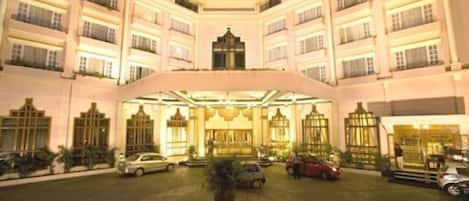 Front of property – evening/night