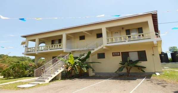 Exterior - Villa La Cage (Negril)