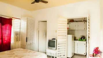 Iron/ironing board, free cribs/infant beds, rollaway beds, bed sheets