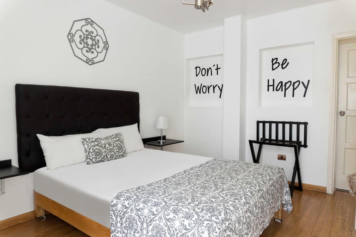 Chambre Simple Standard | Vue sur le jardin