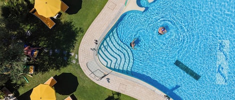 Indoor pool, outdoor pool