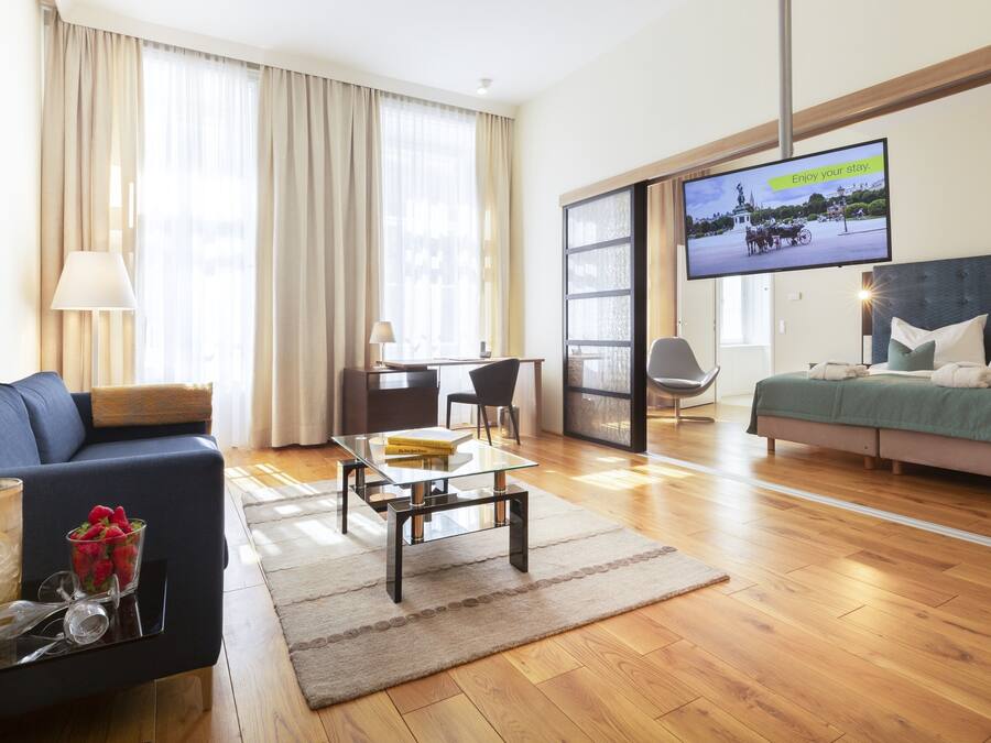 Ropa de cama hipoalergénica y minibar