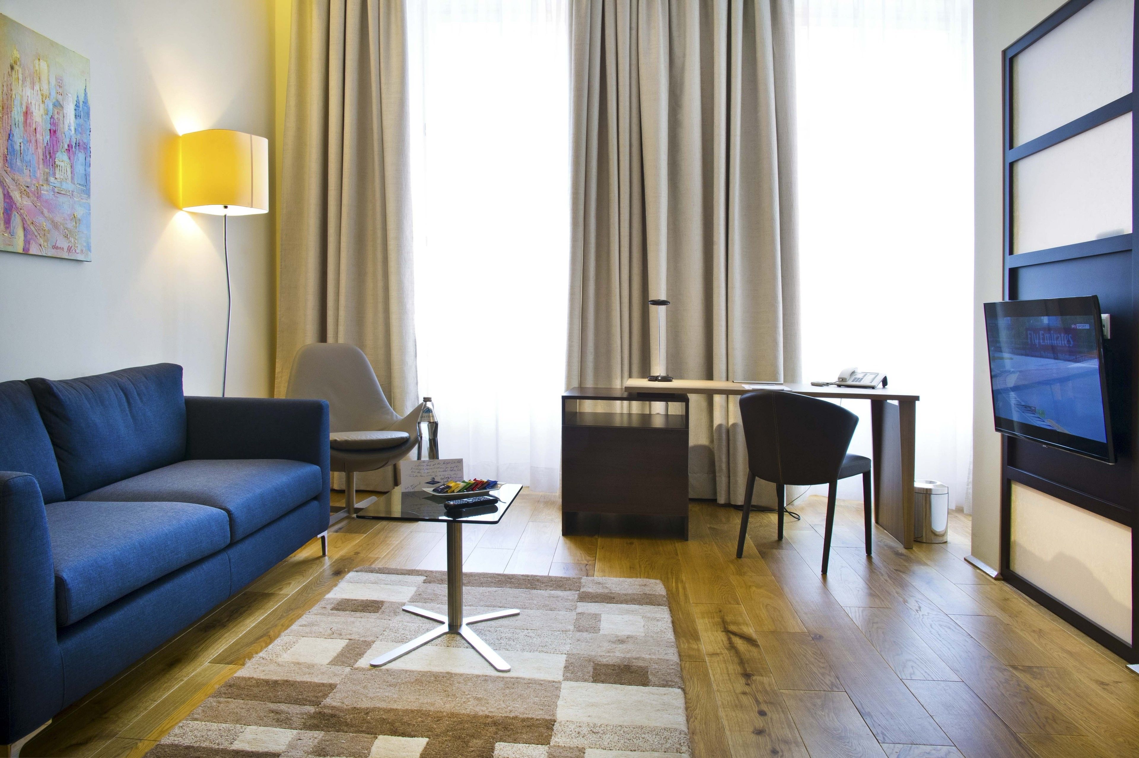 deluxe suite | 1 bedroom, hypo-allergenic bedding, minibar, in-room safe