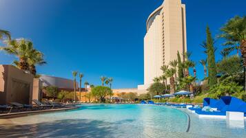 3 outdoor pools, open 8 AM to 6:00 PM, cabanas (surcharge)