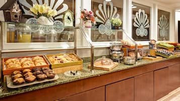 Daily buffet breakfast (USD 14.95 per person)