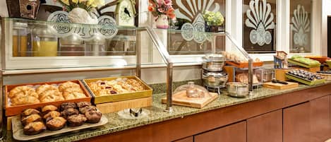 Daily buffet breakfast (USD 14.95 per person)