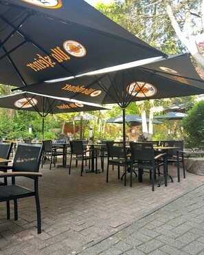 Exterior - Hotel-Restaurant Amadeus (Isernhagen)