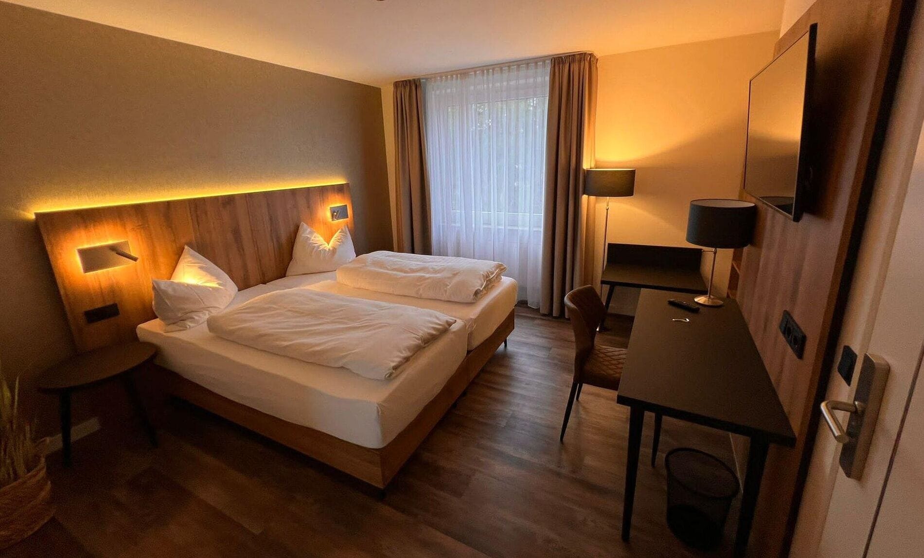 minibar, in-room safe, desk, soundproofing