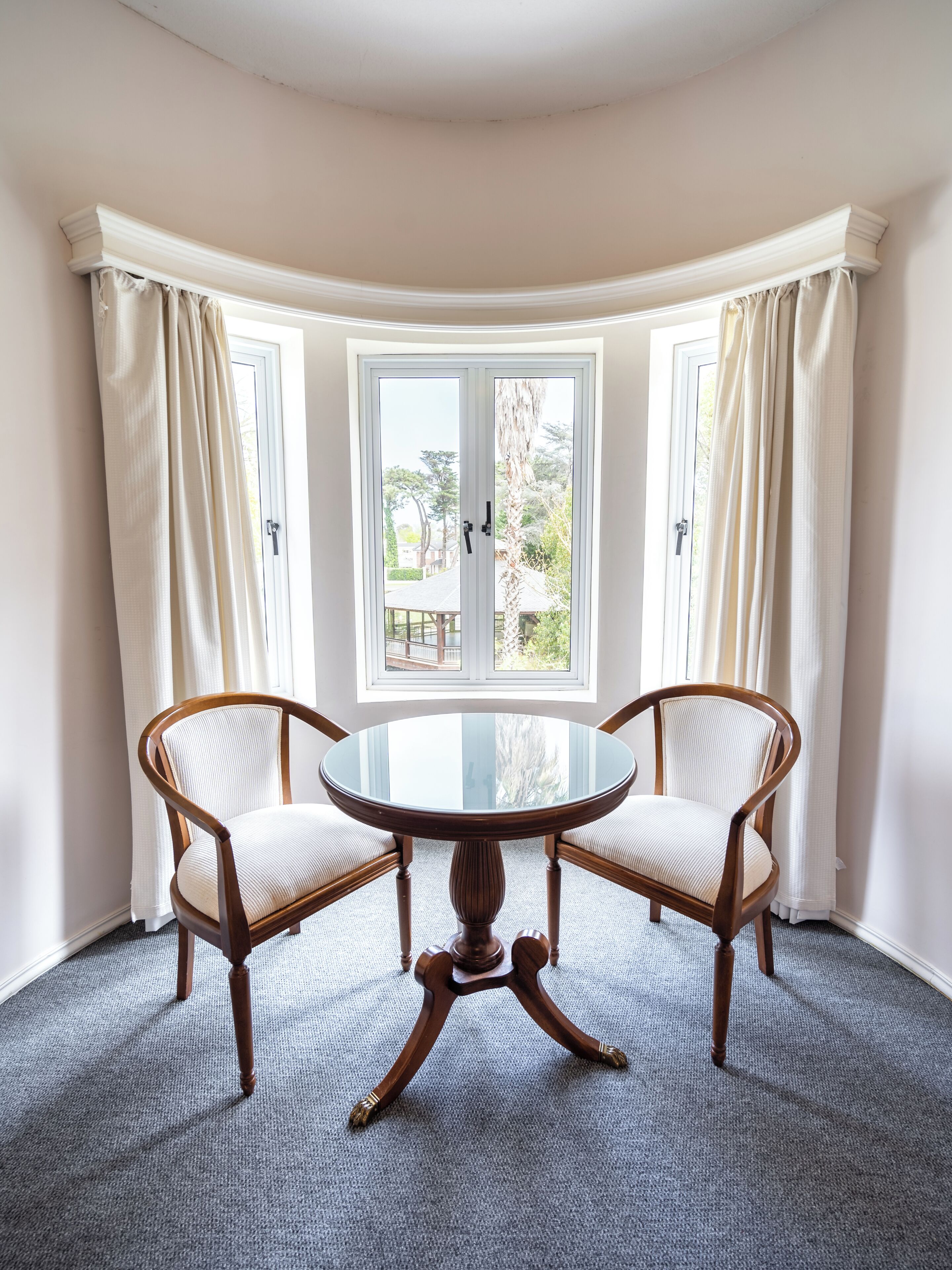 luxury room | down duvets, minibar, in-room safe, blackout curtains